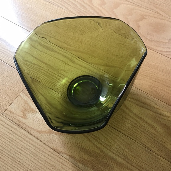 Vintage Anchor Hocking Olive Green Glass Serving Bowl - Picture 4 of 9